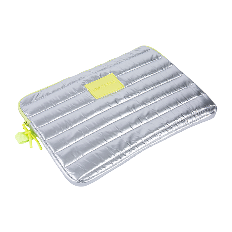 Kannettava tietokone ja tablet -holkki