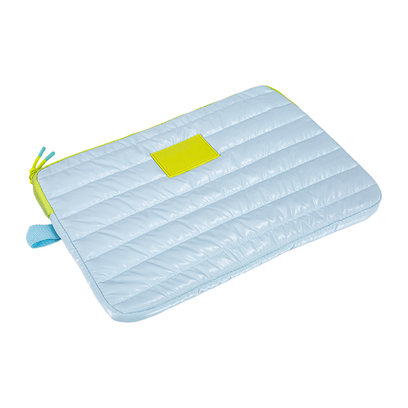 Kannettava tietokone ja tablet -holkki