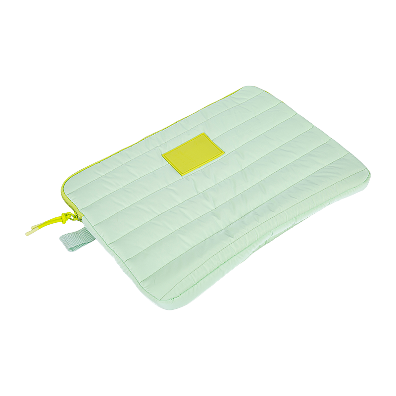 Kannettava tietokone ja tablet -holkki
